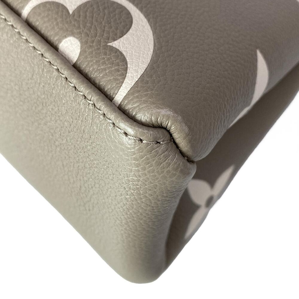 Louis Vuitton Petit Palais PM Bicolor Monogram Amplant Handbag M58914 - Picture 9 of 16